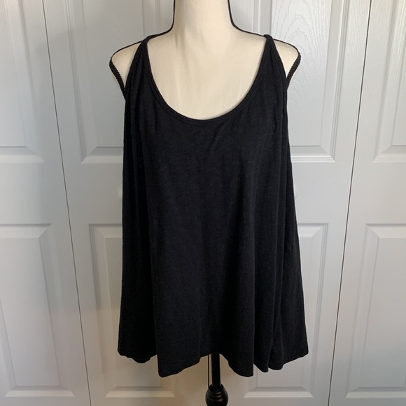 Peace Love World Tank Top Bundle - Picture 2 of 7